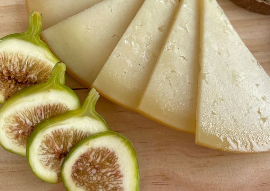 The Spanish Figs Part of the Mediterranean Diet Deliart Fig cake