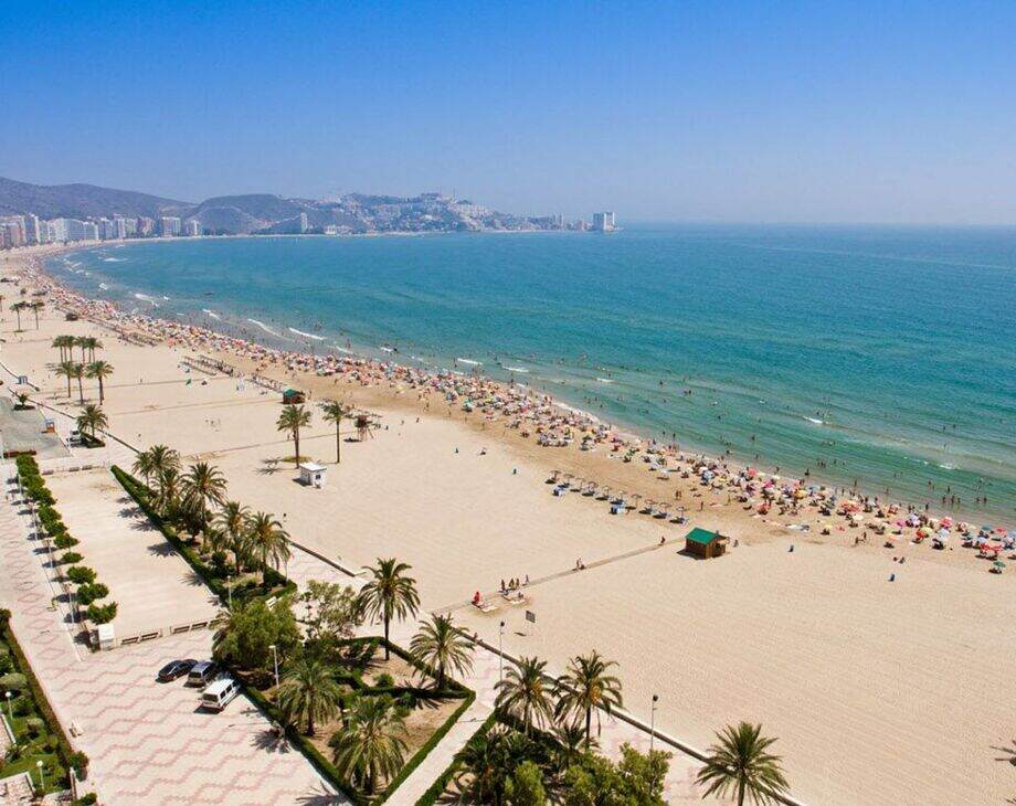 Valencia city and the entire region is blessed to have the entire east coast as the Mediterranean Sea.