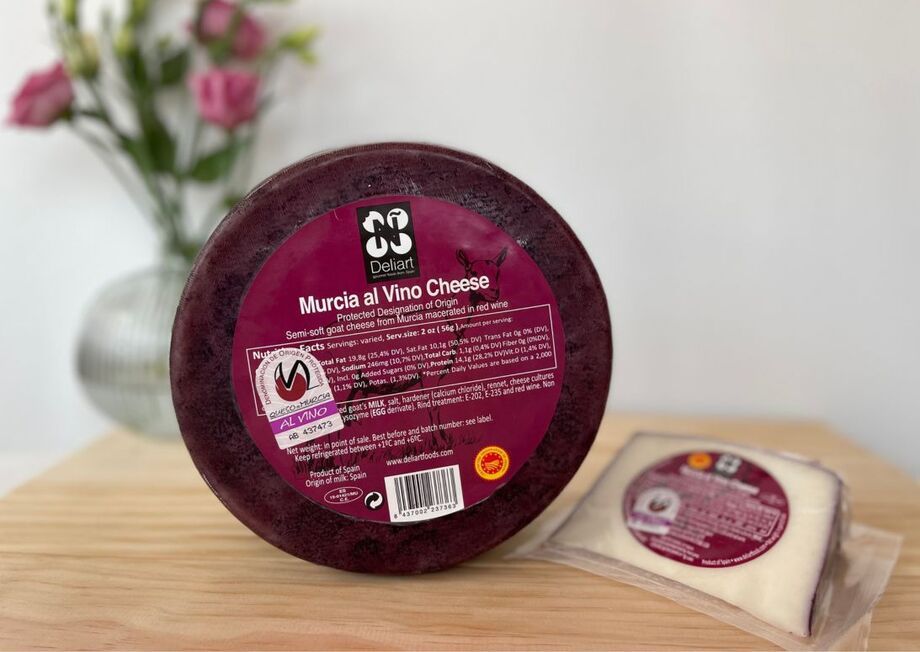 Deliart Murcia al Vino cheese