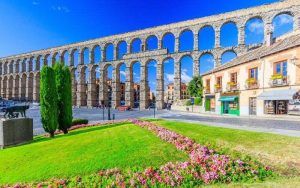 The aqueduct of Segovia runs 15 km with about 170 arches.