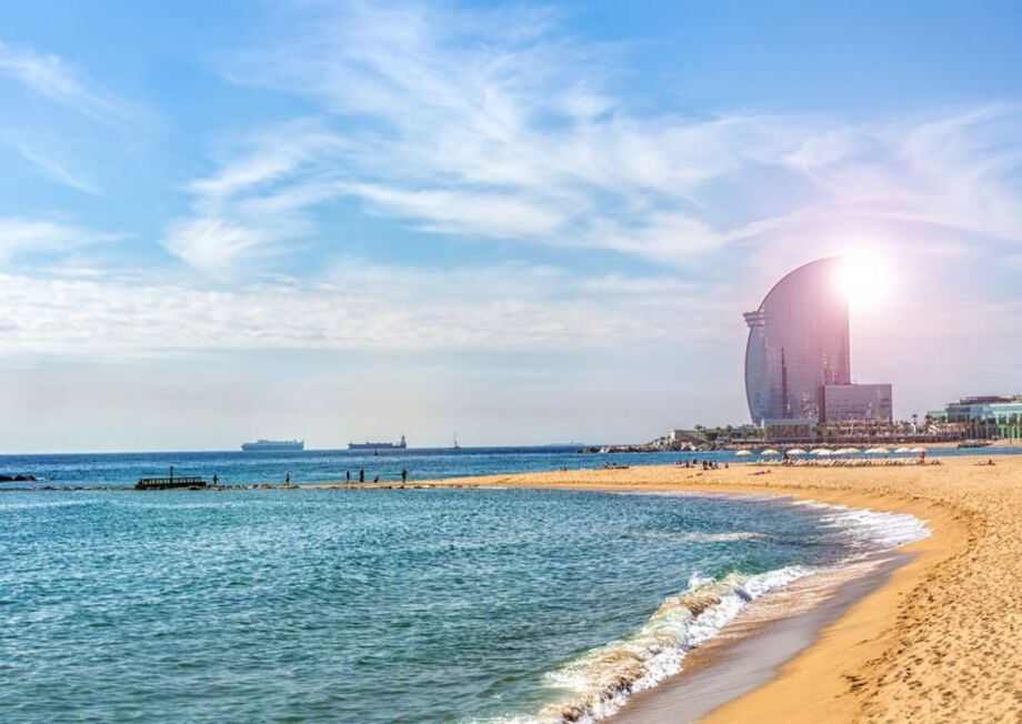 Barceloneta beach is 422 metres long and is one of the oldest and most traditional in the city