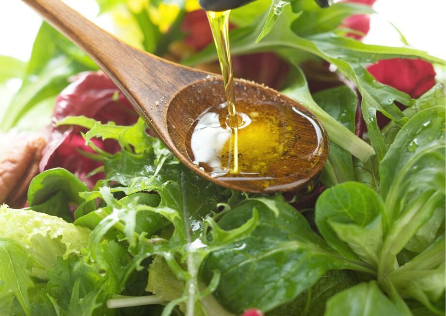 The dressing, composed mainly of extra virgin olive, salt and vinegar, is especially important in a good salad.