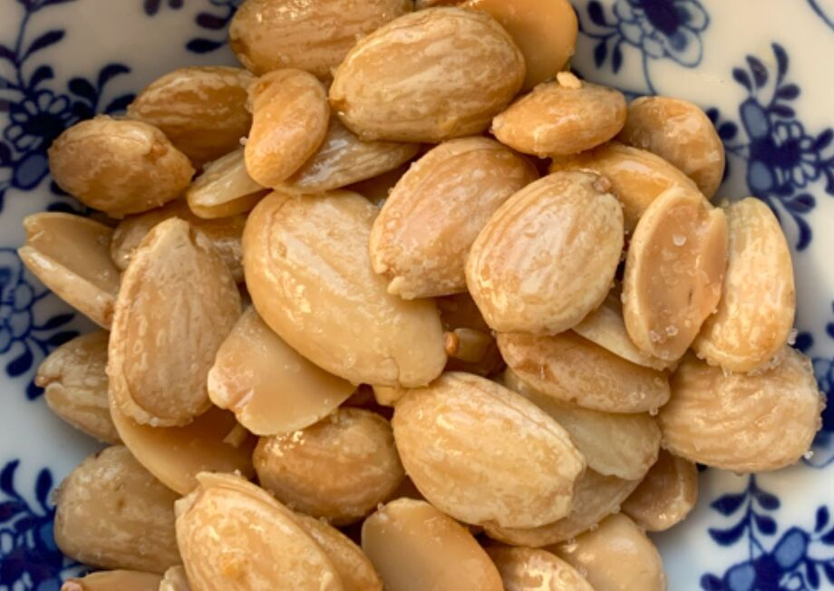 Our irresistible almonds from Spain are a must-try culinary treasure.