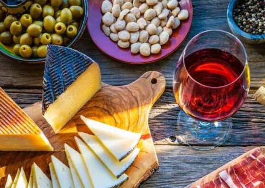 A love affair with Marcona almonds: pairings you can´t resist.