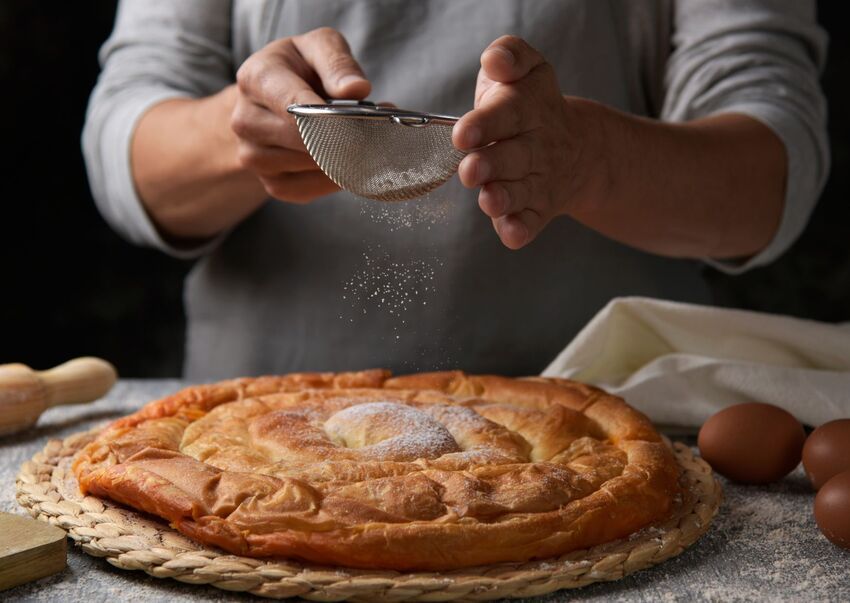 When freshly baked, the ensaimada is a heavenly treat. Its texture is extremely soft, it literally melts in your mouth.