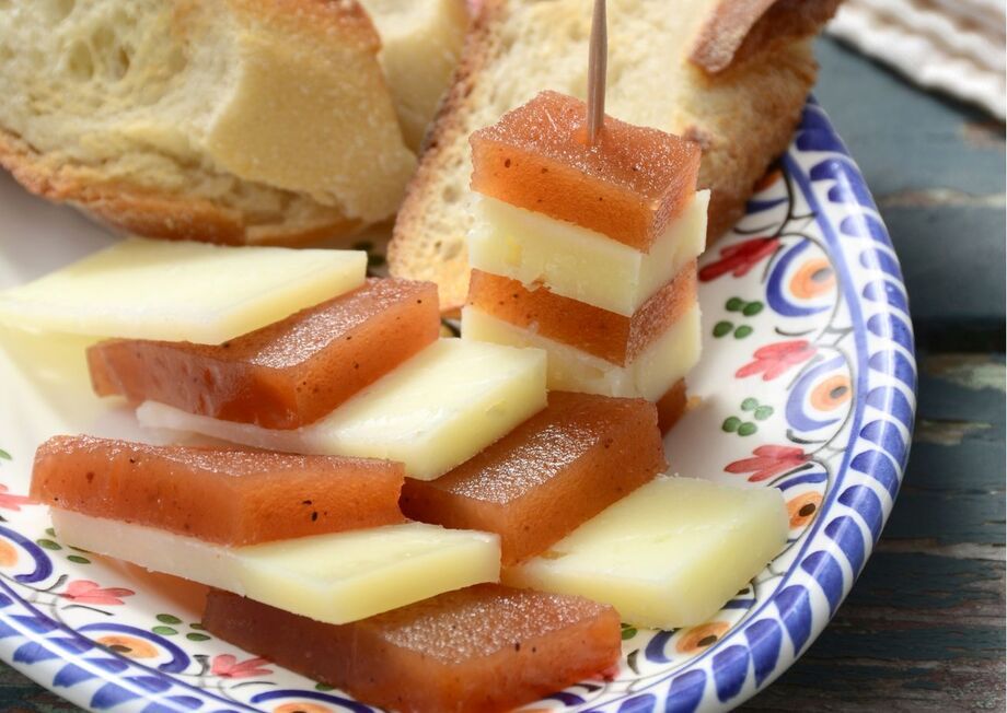 The Manchego cheese and the quince paste provide the right contrast between sweet and salty.