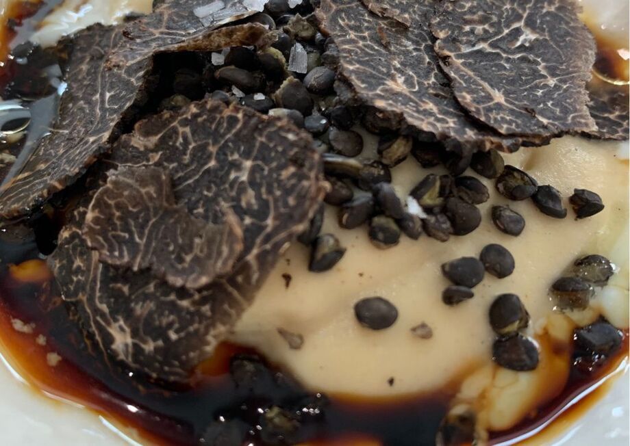 Gnocchi paired with manchego cheese and black truffles, it's a true taste sensation!