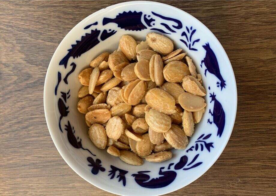 Enjoy a heart-healthy snack with our Deliart Marcona Almonds.