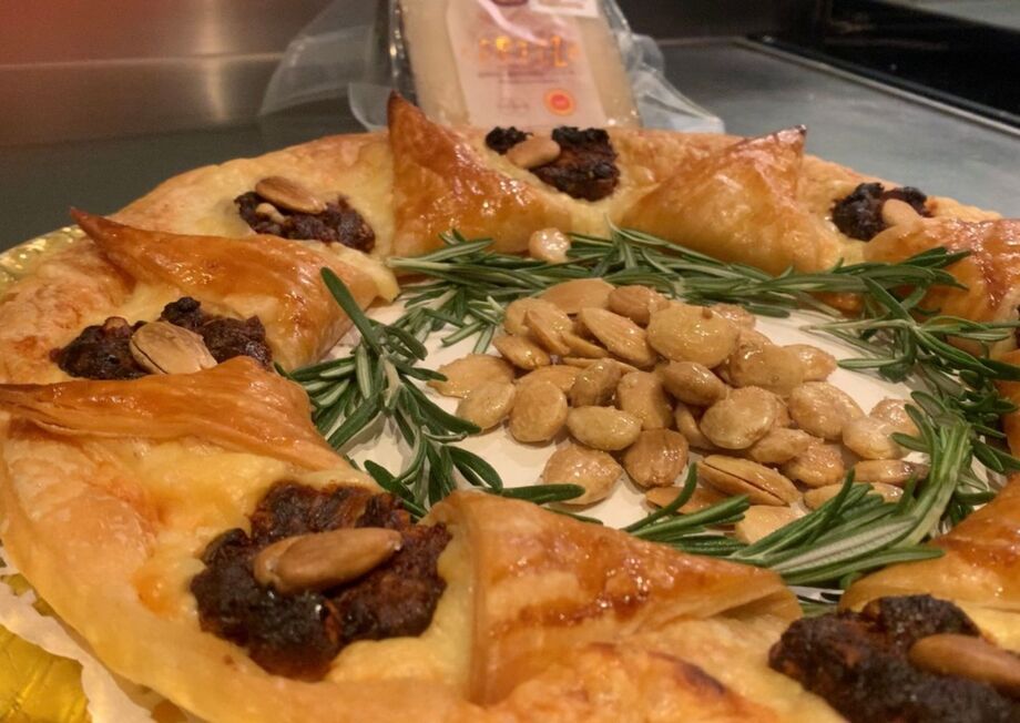 Puff Pastry Crown Recipe