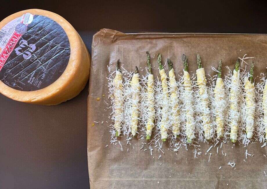 Idiazabal cheese is very beneficial for bones and teeth due to its high calcium content.