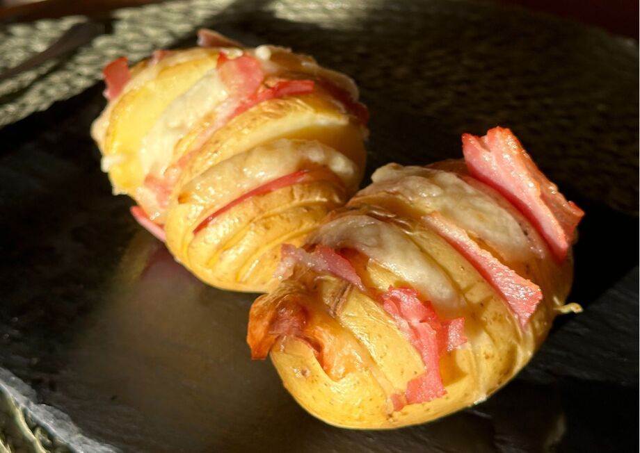 An easy and simple recipe with Mediterranean ingredients to make at home.