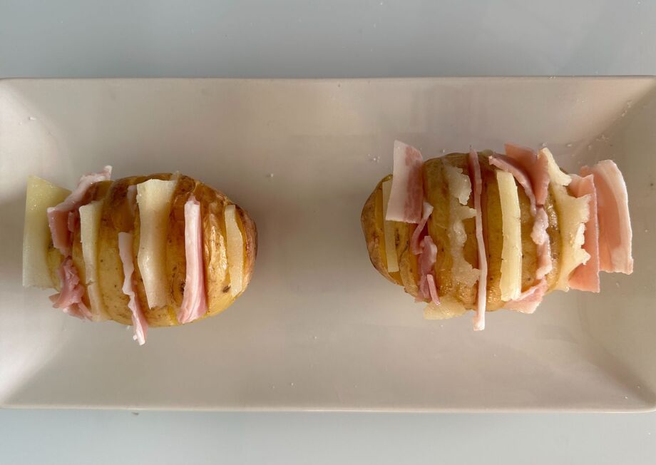 the idiazabal cheese will melt creating a crispy structure together with the bacon.