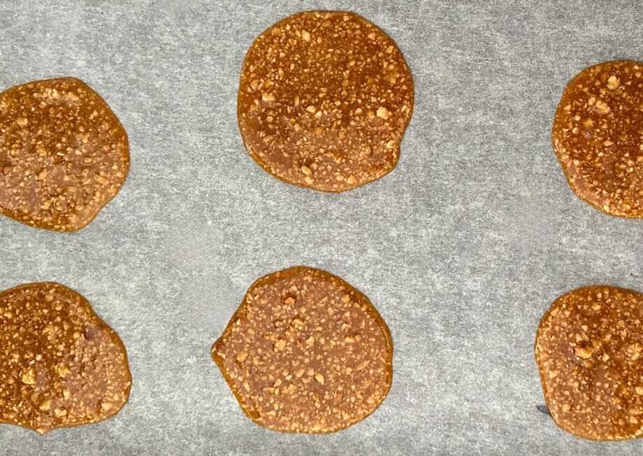 Easy to make and hard to resist, these cookies are a gluten-free indulgence.