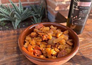 Spanish migas or migas del pastor (shepherd’s breadcrumbs) is a traditional dish from Castilla La Mancha region in Spain