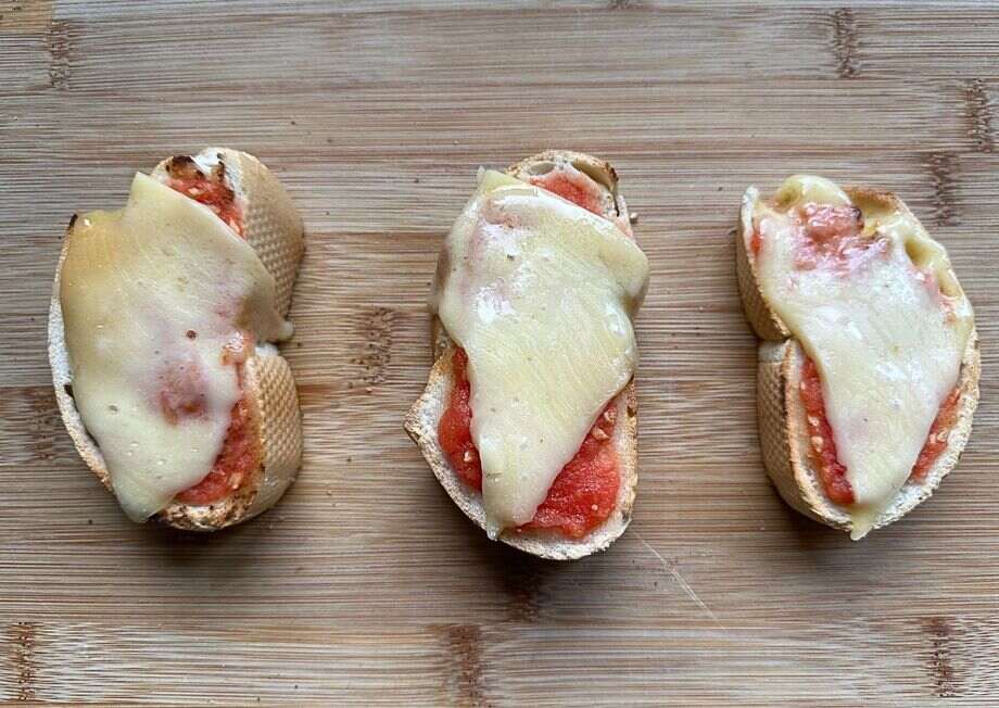A crispy, cheesy, and savory Mediterranean bite!