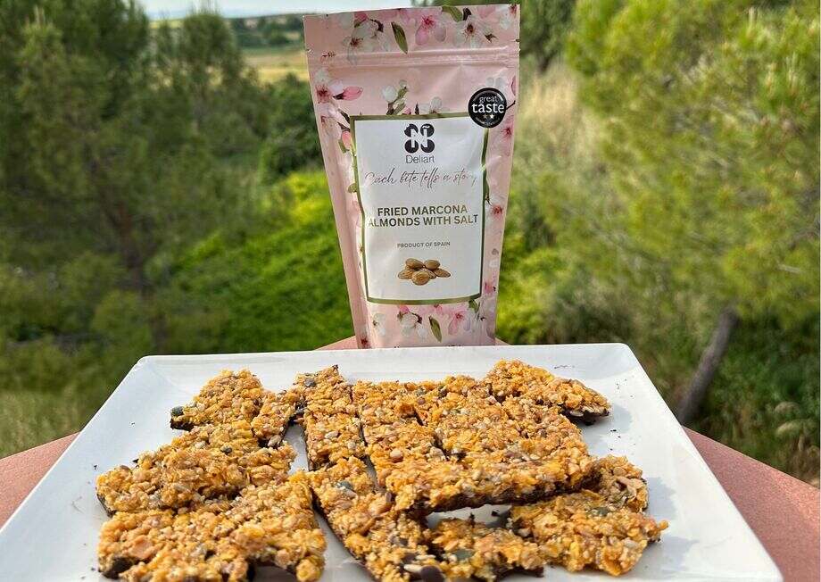 Healthy indulgence: Gluten-Free Cereal Bars with a gourmet twist.