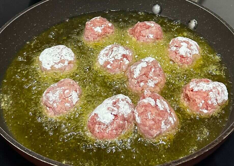 To form the balls, you can use a little flour to help you.