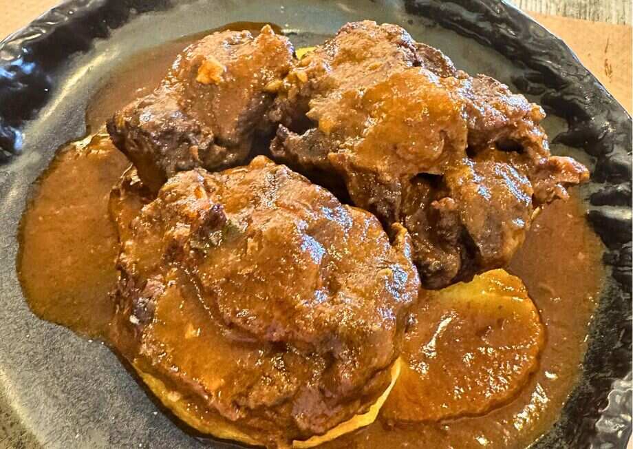 Delicious carne de toro typical of Cádiz