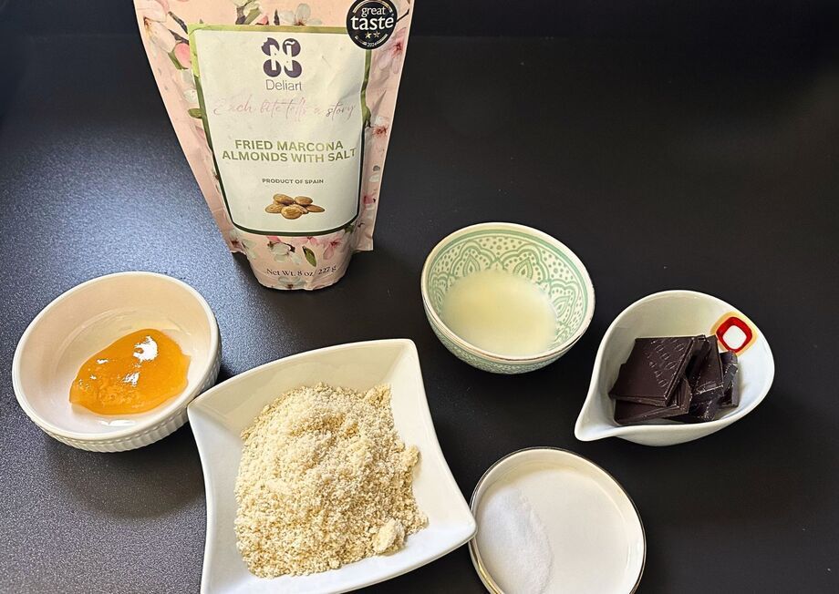 The finishing touch with our Marcona almonds